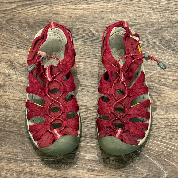 Keen Shoes - Keen Sandals Womens 9 US Whisper Beet Red Hiking Outdoor Waterproof
